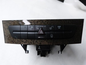 MERCEDES E W211 ZMIENIARKA CD PŁYT PANEL 02-09r