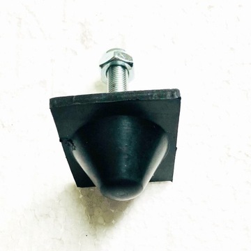 ВИНТ ЦЕНТРАЛЬНОЙ ПРУЖИНЫ FIAT 126P