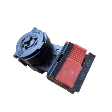 NOWA KOSTKA DO STACYJKI RENAULT TRAFIC III 2014-