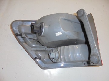 LAMPA PRAWA TYŁ TYLNA JEEP GRAND CHEROKEE WK2 11-