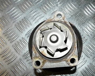 @ OPEL VECTRA B 2.6 V6 Y26SE ČERPADLO VODY