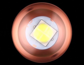 LATARKA LED AKUMULATOROWA XHP 50 10W NAJMOCNIEJSZA