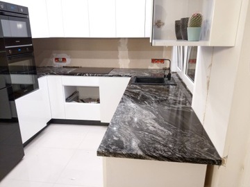 Столешницы Подоконники Ступени Лес Черный Черный Гранит