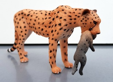 ANIMAL PLANET самка гепарда с детенышем 387167