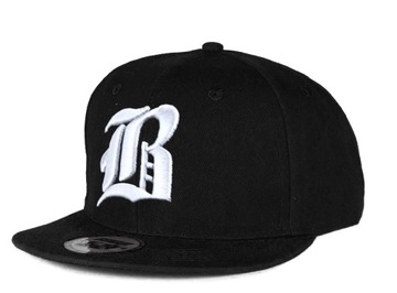CZAPKA Z DASZKIEM UNISEX GOTYCKIE LITERY HAFT LOGO