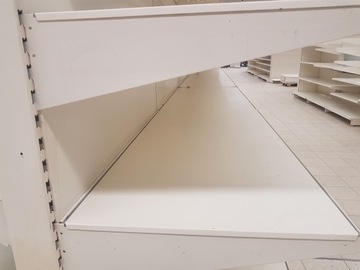 Полки для магазинов, полки металлические двухсторонние.