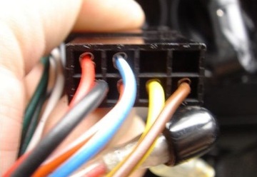АНТЕННЫЙ СЕПАРАТОР VW Seat Skoda Audi ISO -DIN