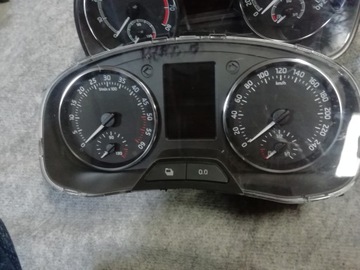 SKODA RAPID EU 5JA920840E CZ-WA