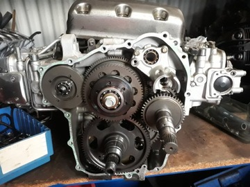 Детали двигателя Honda Valkyrie 1500 F6