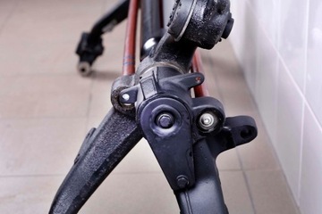 РЕГЕНЕРИРОВАННАЯ ЗАДНЯЯ БАЛКА РУЛЕВОЙ МОСТ PEUGEOT 206