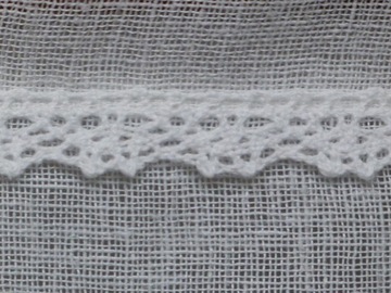 Заздростка 30 см белое хлопковое кружево 0,5 метра