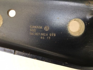 VW Passat NSM 11-19 Шарнир задней крышки 561827301A
