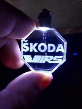 Brelok podświetlany LED