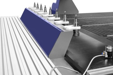 ФРЕЗЕРНЫЙ ПЛОТТЕР С ЧПУ AC SERVO YASKAWA 9кВт 2131