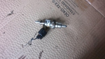 Lexus is 220 2.2 d fifth injector, №1