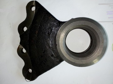 Podpora Mostu Prawa Nissan FGD02A32Q 2-3.5R