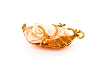 КУЛОН ИЗ РОЗОВОГО ЗОЛОТА – 18,13 г – КОРАЛЛ 40,00 карата