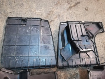 BMW E36 Шумоизоляция боковин багажника