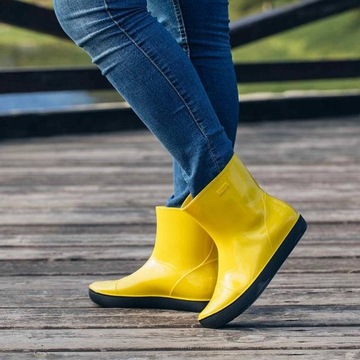 Желтые короткие женские галоши