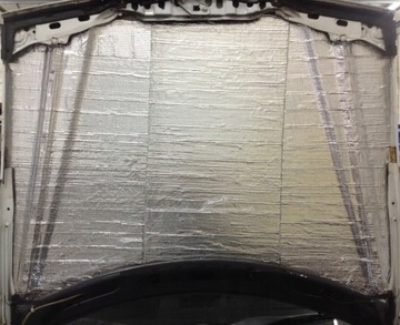 ОГНЕЗАПОРИМЫЙ ЗВУКОВОЙ ПЕННЫЙ КОВРИК ДЛЯ СВЯЗИ 15мм для моторного отсека автомобиля