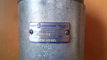 Шестеренчатый гидравлический насос Sauer C32L29345