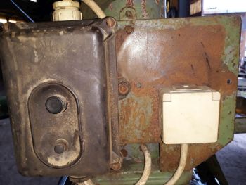 Станок для сверления столбов и колонн