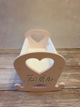 ДЕРЕВЯННАЯ КОЛЯНКА ДЛЯ КУКОЛ, КРОВАТЬ С ИМЕНЕМ