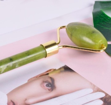 ЖАДЕИТОВЫЙ МАССАЖЕР ДЛЯ ЛИЦА ЖАДЕИТОВЫЙ РОЛИК