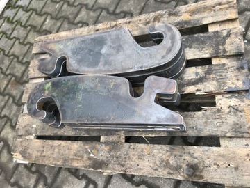 VERACHTERT CW40 пластина-ручка, крючки, ушки, листовой металл 40 мм.