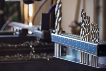 Подвеска для дрели – 1 шт. - ручка, полоса, оцинкованная