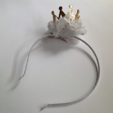 OPASKA KORONA ZŁOTA+BIEL roz.uniwersalny