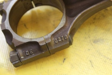 ШАТУН ПОРШНЯ VW PASSAT B5 1.8 B APT 027B