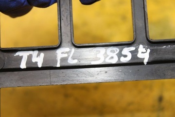 РАМА ЦЕНТРАЛЬНОЙ КОНСОЛИ VW T4 FL 7D1858100A