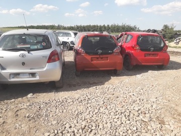 Toyota Yaris II, передняя стойка, крыша, переднее стекло