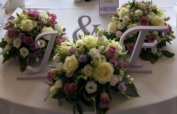 Инициалы Буквы для свадебного стола жениха и невесты в разных цветах.