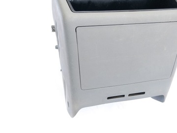 ДЕРЖАТЕЛЬ ДЛЯ БУТЫЛОК В ЦЕНТРАЛЬНОЙ КОНСОЛИ VW T4 TRANSPORTER 99-03