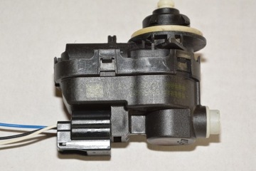 MOTOREK REGULACE SVĚTLA AURIS II 13-2018R