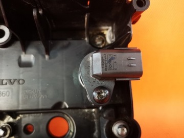Volvo V40 II 2016r D2 Pokrywa zaworów Czujnik