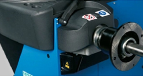 Балансировочный станок Hofmann GEODYNA 4800-2L с элеватором