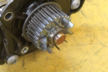 ВОДЯНОЙ НАСОС AUDI A6 C7 2.0 TFSI CHJ 06J121026AS