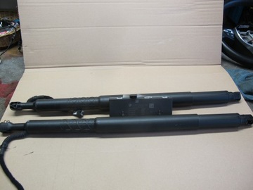SIŁOWNIK NAPĘD WRZECIONOWY BMW G32 7481043