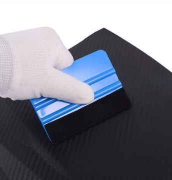 СКРЕБЛЬ С ЧУВСТВОМ ДЛЯ НАНЕСЕНИЯ КАРБОНОВОЙ ПЛЕНКИ