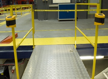 Rozwijana taśma ostrzegawcza kaseta ścienna 7,7 m