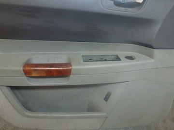 СТОРОНА ДВЕРИ, ПЕРЕДНЯЯ СЛЕВА, CHRYSLER 300C