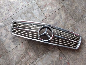 Mercedes W107 atrapa Grill 107SL SL