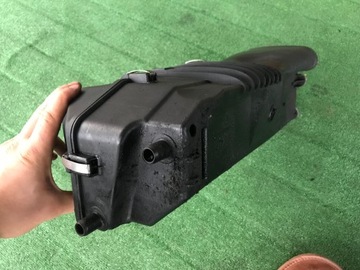 MERCEDES E W211 POUZDRO FILTRU VZDUCHU ORIG.