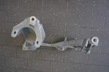 DRŽÁKY NÁPRAVNICE ZADNÍ LEVÉ PORSCHE BOXER 982 718