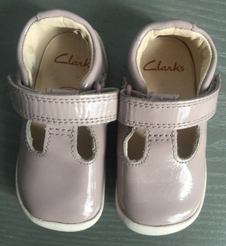 CLARKS Buciki dziecięce r.18 1/2 ecco geox memo