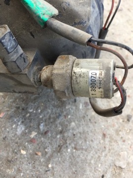 BMW E32 SUŠIČ KLIMATIZACE 750I V12 SENZOR