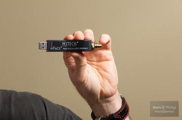 M2Tech HiFace Two — USB-интерфейс, коаксиальный разъем SPDIF, тюльпан
